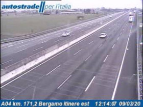 Imagen de vista previa de la cámara web Bergamo - A04 - KM 171,2